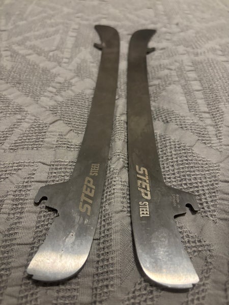 Step Steel Hockey ST PRO XS Steel Runners CCM Size 295