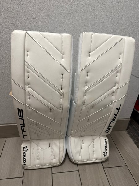 White 30" Intermediate True HZRDUS 7X4 Goalie Leg Pads (Used)