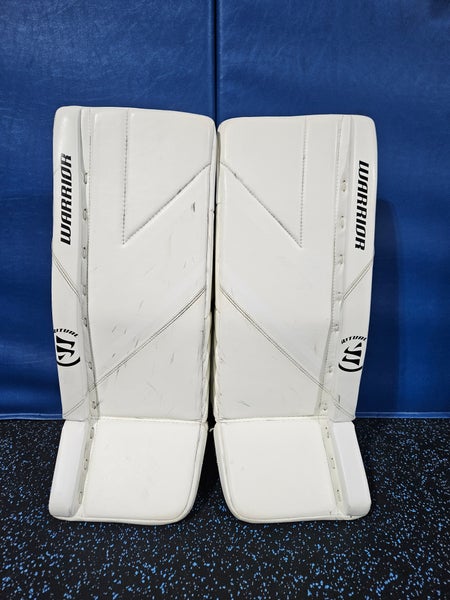 26" Warrior Ritual G6 E+ Goalie Leg Pads (Used) - Junior