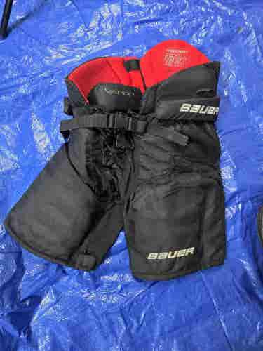 Junior Small Bauer VAPOR Hockey Pants (Used)