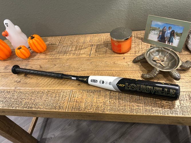 2023 Louisville Slugger Meta Composite Bat (-10) 19 oz 29" (Used)
