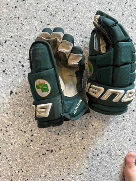 Sioux City Musketeers Bauer Gloves 13" (Used)