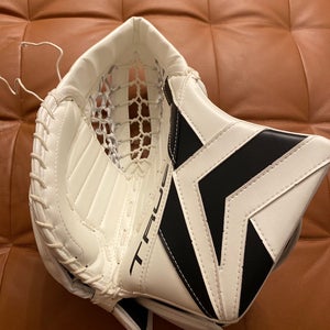 New True Catalyst 9X3 Full Right White / Black