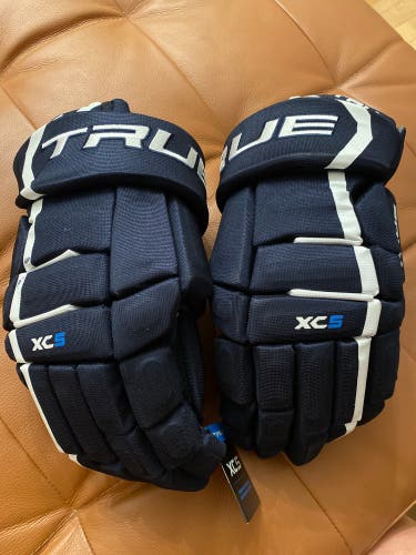 New True xc5 Gloves 15" Dark Navy