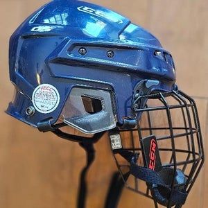 Large CCM Vector V05 Helmet (Used)