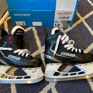 Bauer Vapor X3.5 size 1 regular width skates