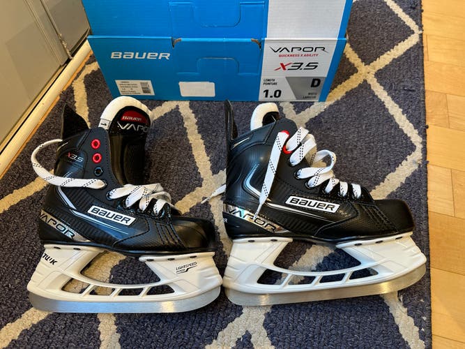 Bauer Vapor X3.5 size 1 regular width skates