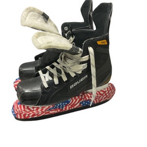 Used Bauer SUPREME 140 Senior Hockey Skate Senior 5 11834-S000039063