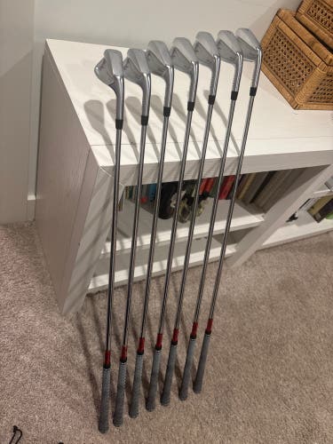 2023 Right Handed Iron Set Extra Stiff Flex Steel Shaft (Used)
