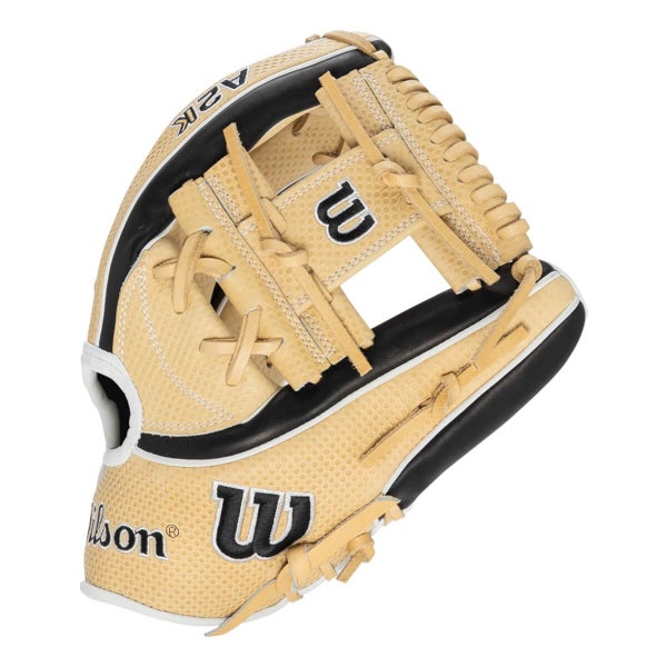 Used Wilson WBW1013751175 Right Hand Thrower - Very Good - Engraved Condition