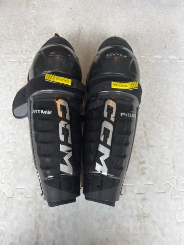 Junior CCM Tacks 14" Shin Pads (Used)