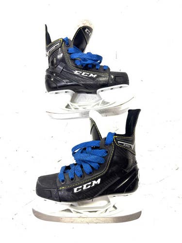 Used CCM 9350 Junior Hockey Skate Junior 01 11860-S000297185