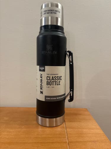 Stanley 1 Liter Thermos Brand New