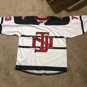 White Medium Adult Unisex Jersey (Used)