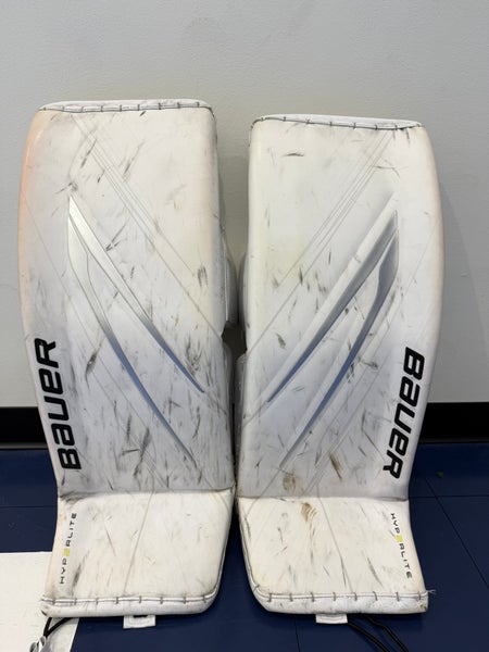 32" Size XS Bauer Hyperlite 2 Goalie Leg Pads White (Used)