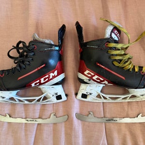 CCM Jetspeed Xtra Regular Width Size 3 (Used)