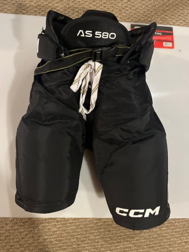 Senior Medium CCM Tacks AS 580 Hockey Pants (Used)