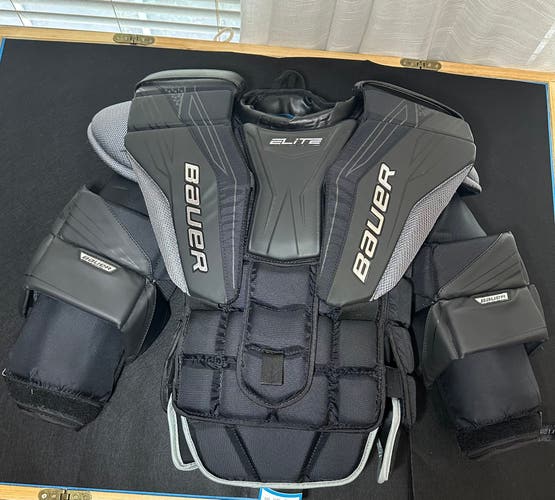 Senior Small Bauer Elite Goalie Chest Protector (New)