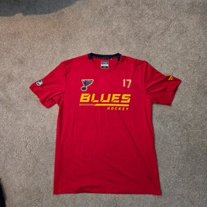 St. Louis Blues Player Worn #17 shirt Red Rare!!! Large