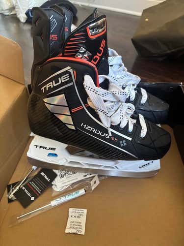 True HZRDUS 9X Hockey Skates Wide Width Size 6.5 (New)