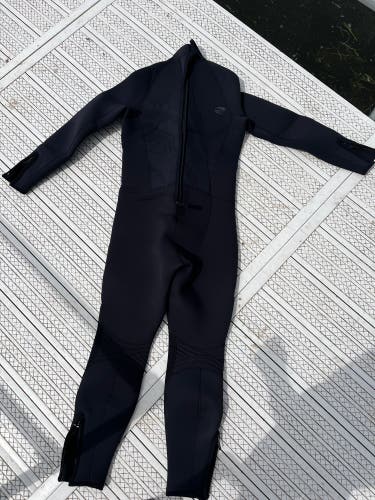 Fullsuit Men's XL 7mm Velocity Wetsuits / Drysuits (New)