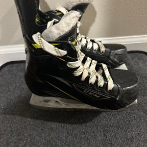 CCM Tacks Classic Pro Hockey Skates Regular Width 13 (Used)