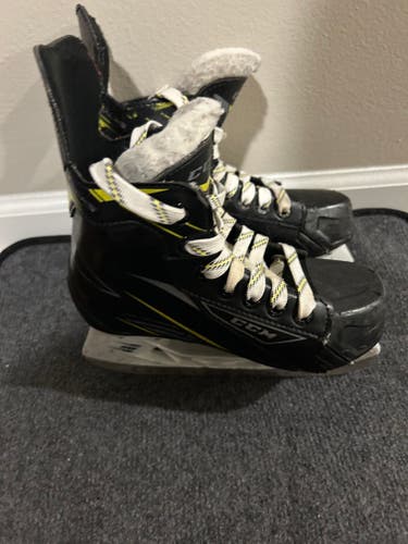 CCM Tacks Classic Pro Hockey Skates Regular Width 13 (Used)
