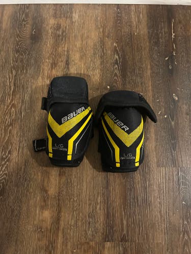 Youth Large Bauer Supreme Elbow Pads (Used)