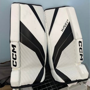 20" CCM Goalie Leg Pads (Used)