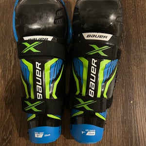 Youth Bauer X 9" Shin Pads
