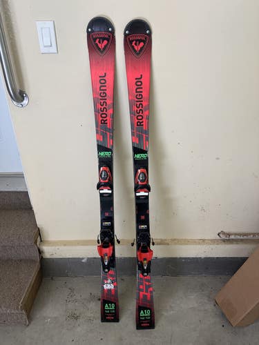 Kid's 2024 Racing 142 cm Rossignol Hero Athlete SL Skis With Bindings Max Din 10 (Used)