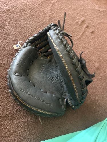 Rawlings LH Catcher's Glove 31.5" (New)