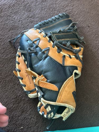 Easton LH First Base Baseball Glove 12.5" (Used)