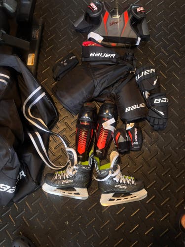 Youth hockey starter set