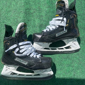 Junior Bauer Supreme 2S Pro Hockey Skates (Regular) Size 4 (Used)