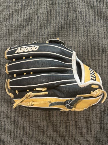 2024 Wilson A2000 PF50SS Pedroia Fit RH Outfield Baseball Glove 12.25" (Used)