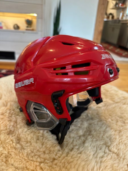 Small Bauer Re-Akt 95 Helmet (Used)