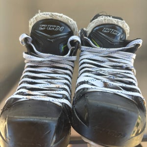 CCM RibCor 76K Hockey Skates Regular Width Size 5.5 (Used)