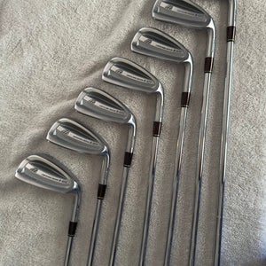 Men's Mizuno S-100 Forged Right Handed Clubs (Full Set) Regular Flex 7 Pieces (Used)