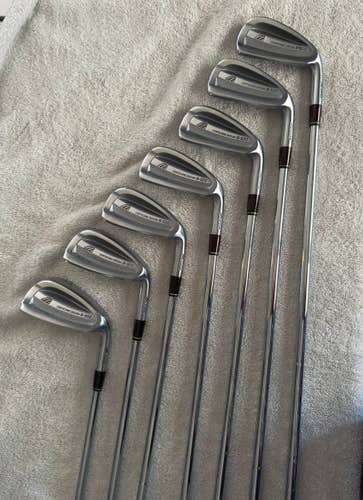 Men's Mizuno S-100 Forged Right Handed Clubs (Full Set) Regular Flex 7 Pieces (Used)
