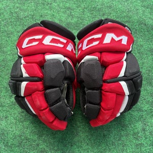Black Junior CCM JetSpeed FT6 Gloves 11" (Used)