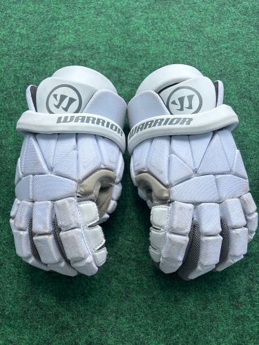 White Warrior Evo Lite Lacrosse Gloves | Extra Large (Used)