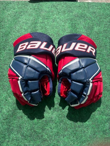 Blue & Red Senior Bauer Vapor 3x Gloves 13" (Used)