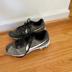 Black Women's Size M 5.5 (W 6.5) Nike Low Top (Used)