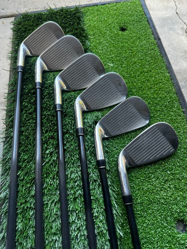 Callaway Paradym Ai Smoke Max Fast Right Handed Iron Set Senior Flex (6 Clubs) #6 - #9, PW, GW