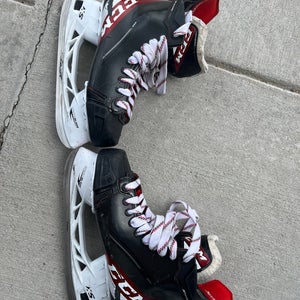 2022 CCM JetSpeed Hockey Skates 7 (Used)