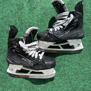 Intermediate Bauer Supreme M50 Pro Hockey Skates (Fit 2) Size 4.5 (Used)