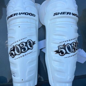 Senior Sher-Wood 5030 15" Shin Pads (Used)