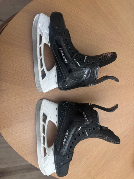 2023 Bauer Supreme Mach Hockey Skates   6.5 (Used)