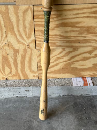 CamWood Trainer Bat 24 oz 31" (Used)